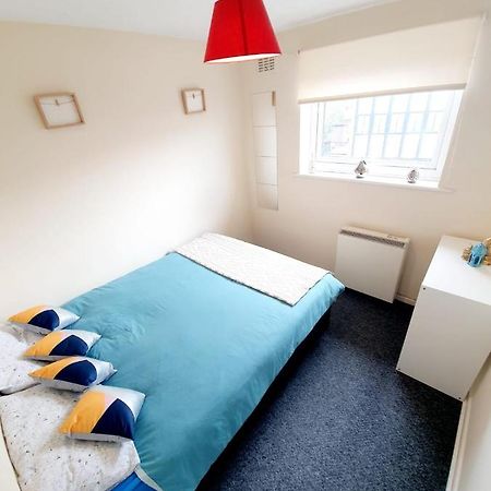 Rayleigh Town Centre 3 Bedroom Apartment Exterior foto