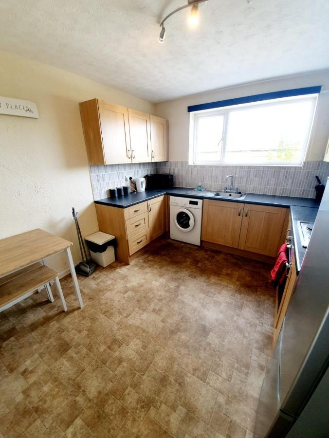 Rayleigh Town Centre 3 Bedroom Apartment Exterior foto